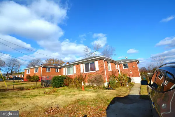 7015 18th Ave, HYATTSVILLE, MD 20783