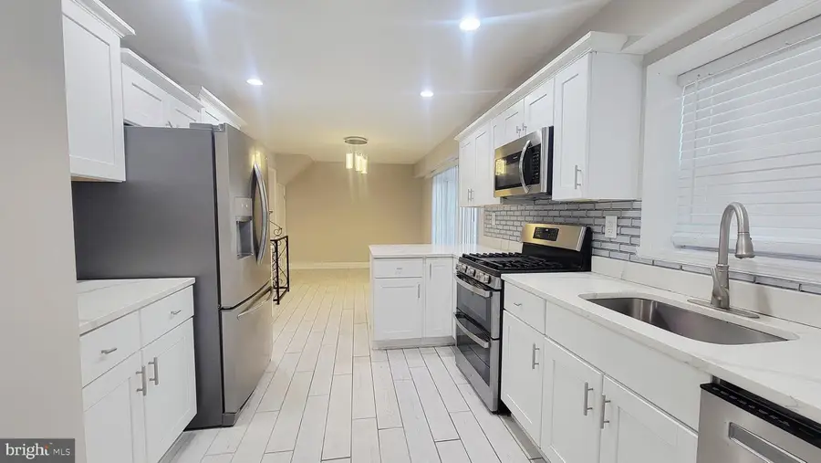 12400 Shadow Ln, Bowie, MD 20715 - Image #3