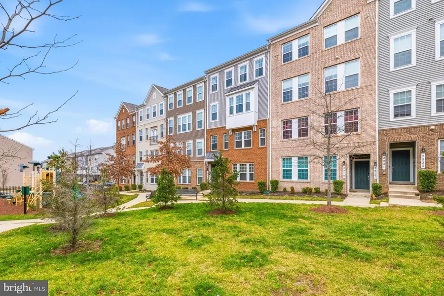 2917 Duvall Ridge Rd #559, Hyattsville, MD 20785 - Image #2