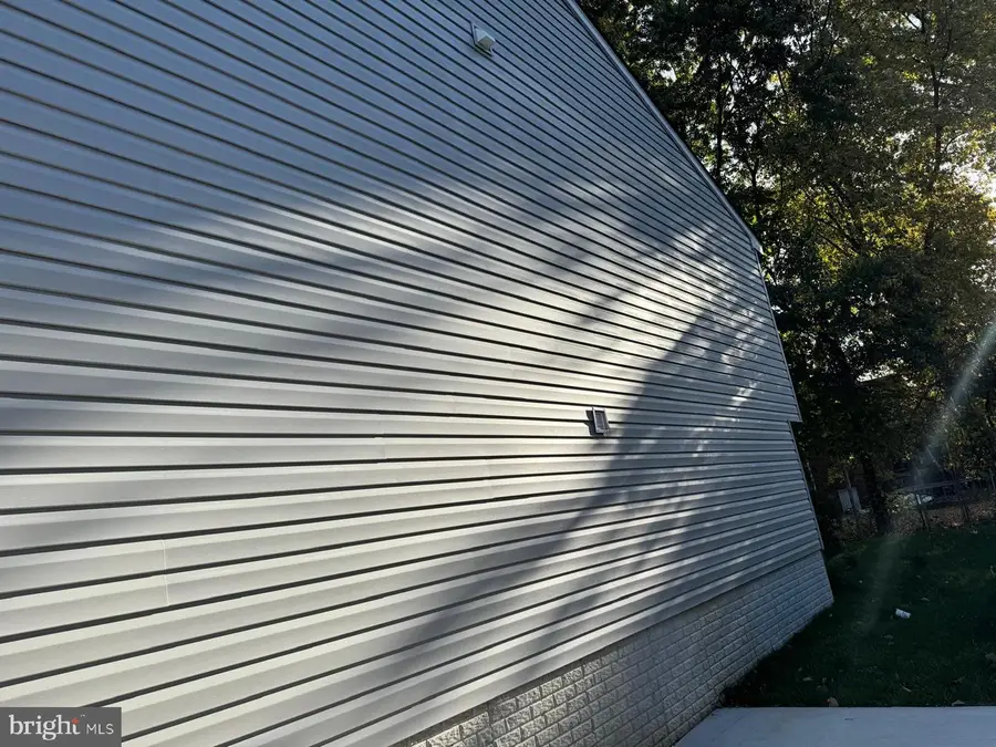 923 57th Pl, Fairmount Heights, MD 20743 - Image #2