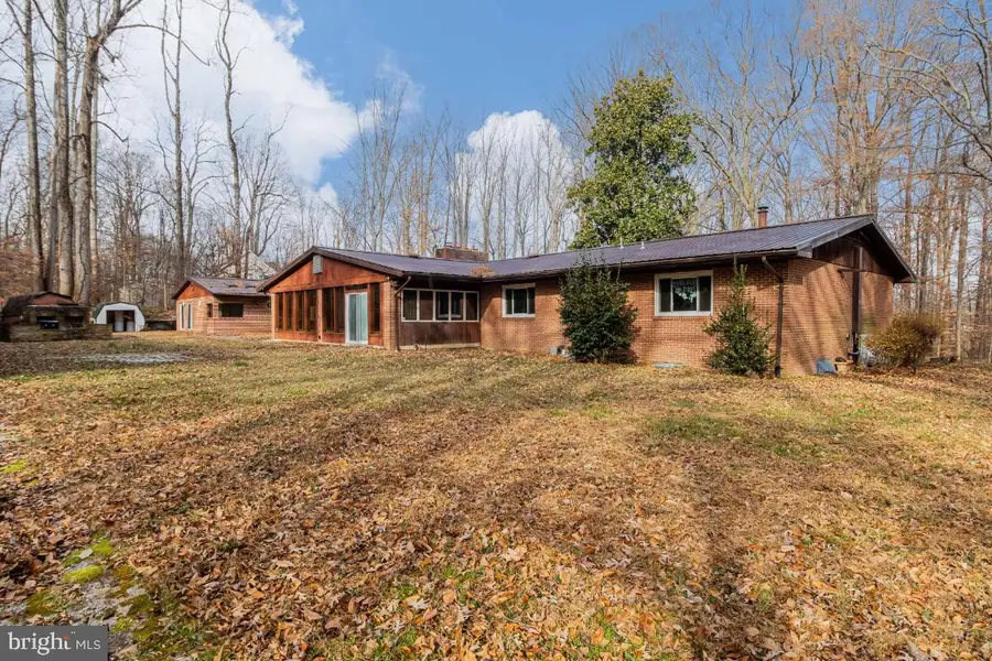 17211 Queen Anne Bridge Rd, Bowie, MD 20716 - Image #2