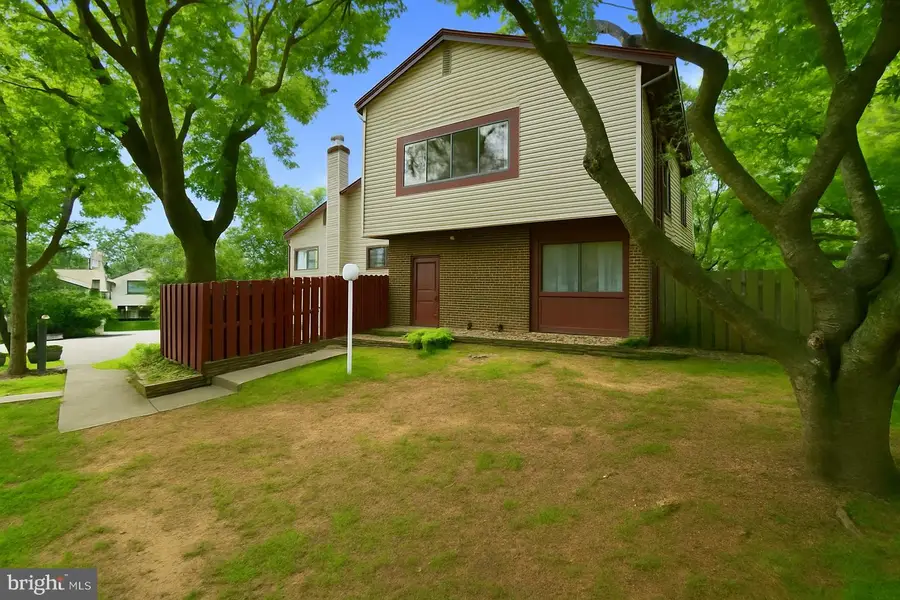 7616 Woodbine Dr, Laurel, MD 20707 - Image #2