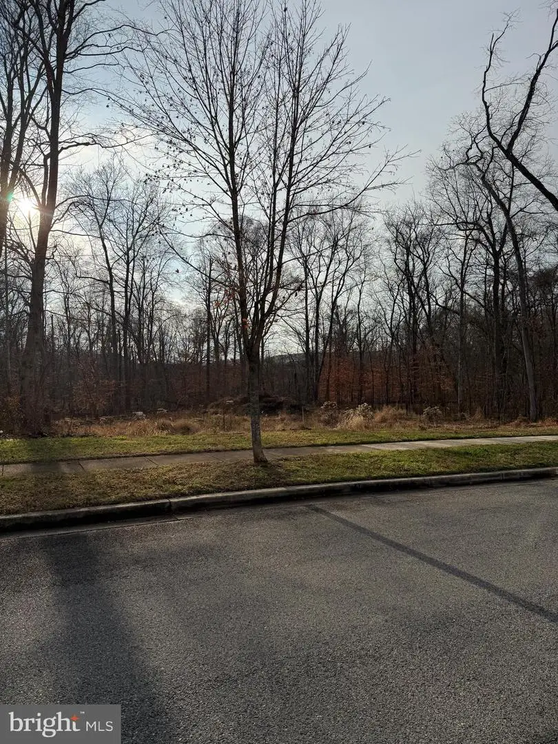 2131 Robert Bowie Dr, Upper Marlboro, MD 20774 - Image #2