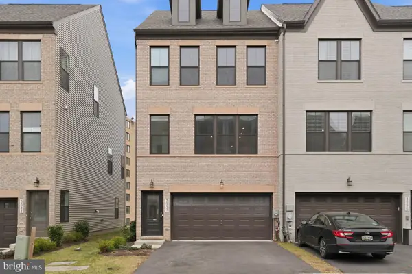 3537 Stella Blue Dr, HYATTSVILLE, MD 20782