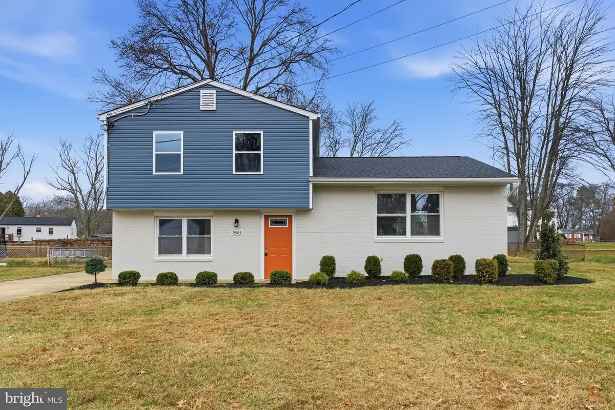 9505 Pryde Dr, Clinton, MD 20735 - Image #1