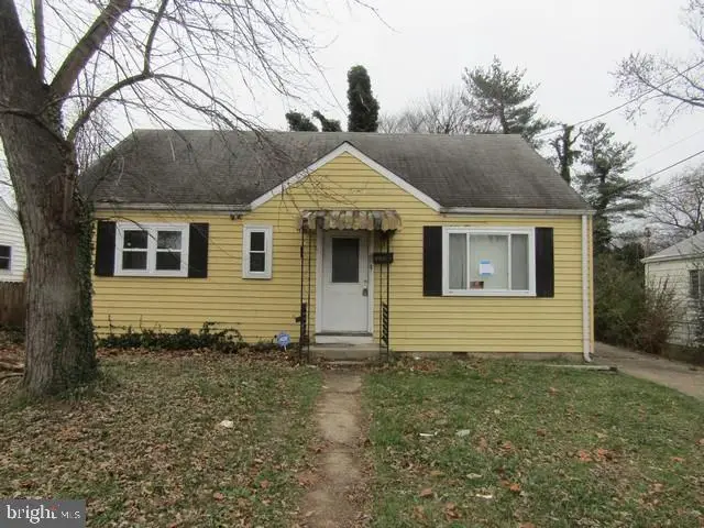 2711 Lakehurst Ave, Forestville, MD 20747 - Image #1