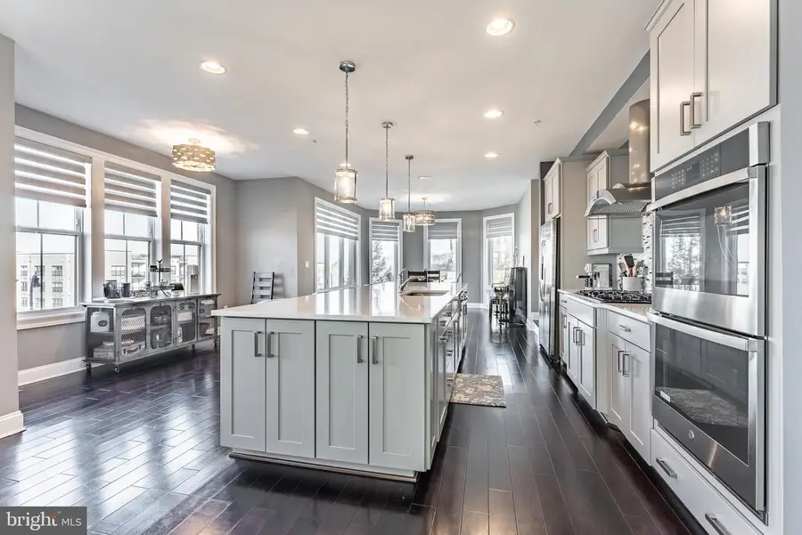 500 Riversail Ln #438, Oxon Hill, MD 20745 - Image #2