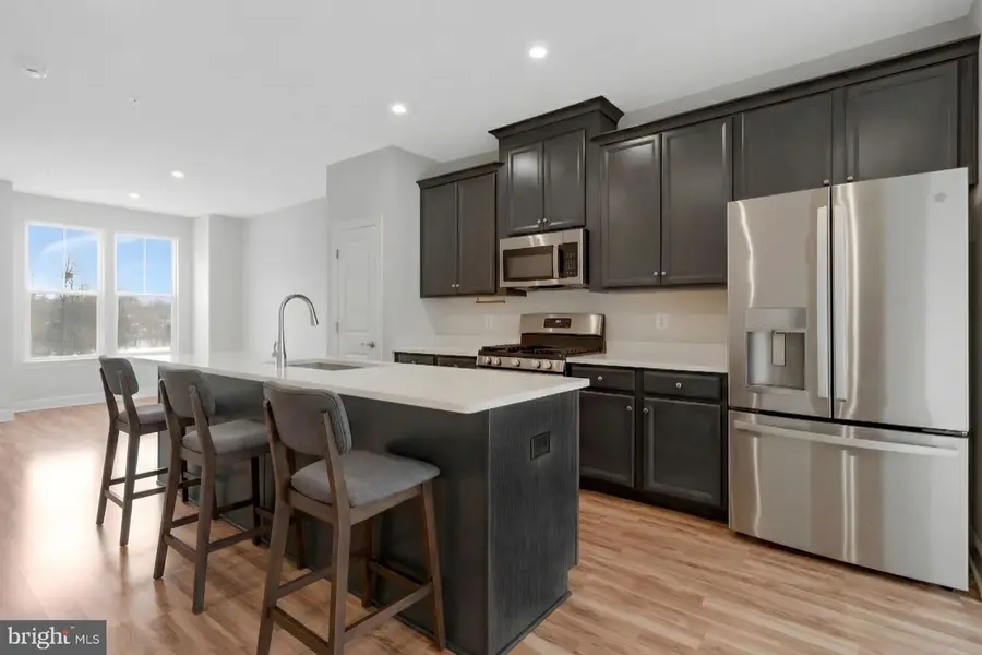 3525 Carnaby St, Hyattsville, MD 20782 - Image #2