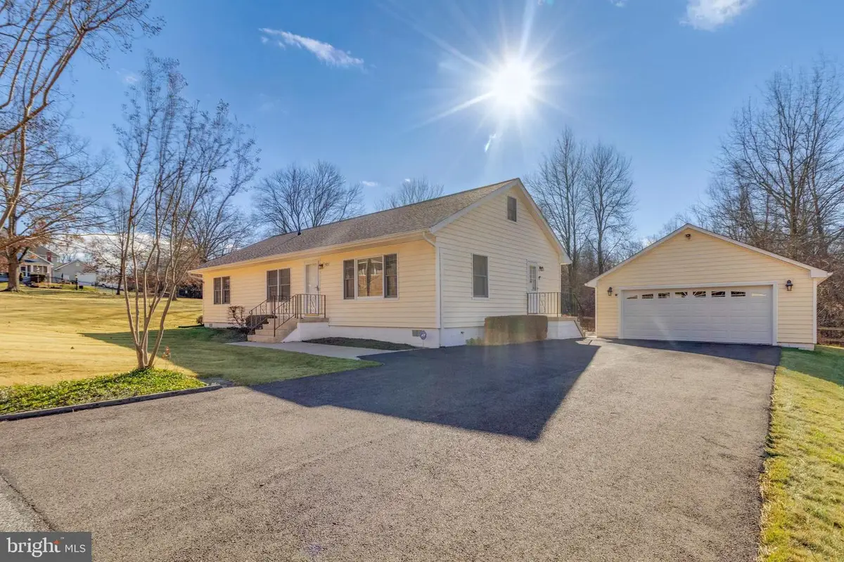 921 Palmer Rd, Fort Washington, MD 20744 - Image #1