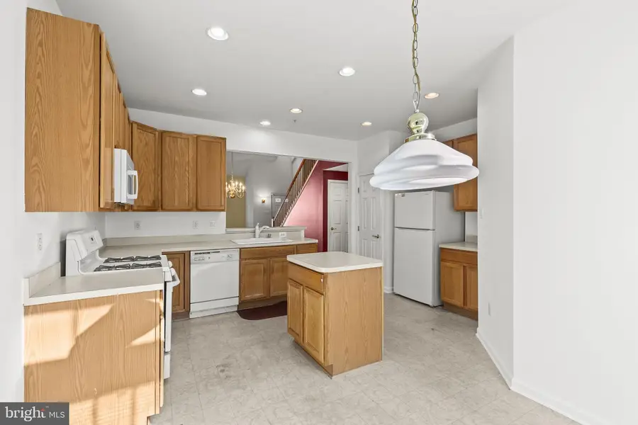 2004 Golden Morning Dr #30, Bowie, MD 20721 - Image #2