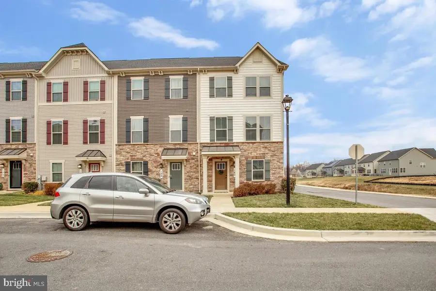 160 Lyons Creek Dr, Laurel, MD 20708 - Image #2
