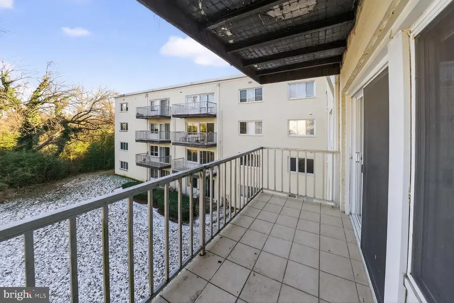 5601 Parker House Ter #319, Hyattsville, MD 20782 - Image #2