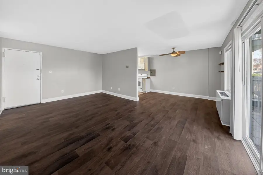 5601 Parker House Ter #319, Hyattsville, MD 20782 - Image #3