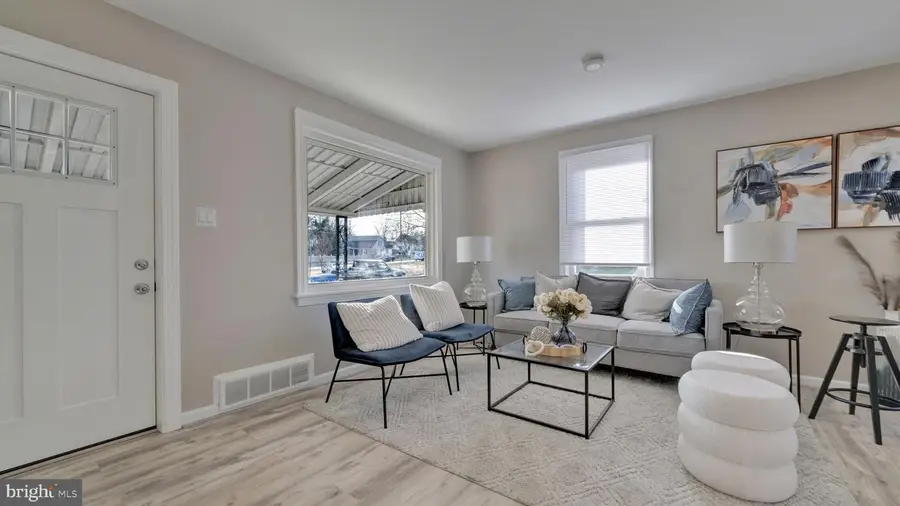 6206 Atwood St, District Heights, MD 20747 - #3