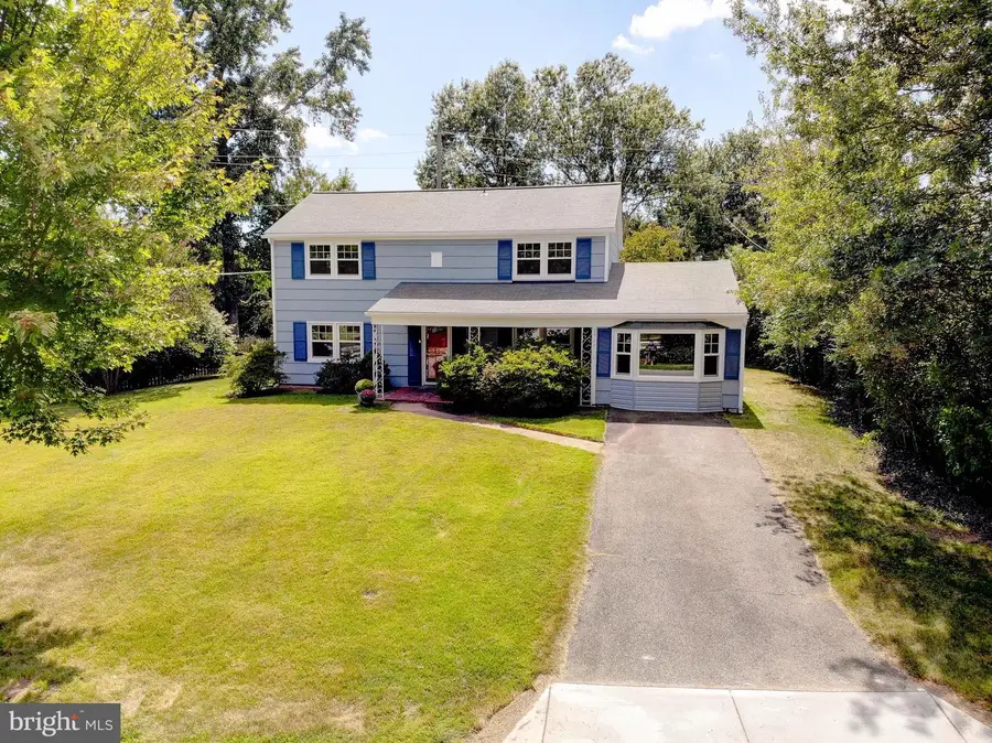 2811 Barberry Ln, Bowie, MD 20715 - Image #2