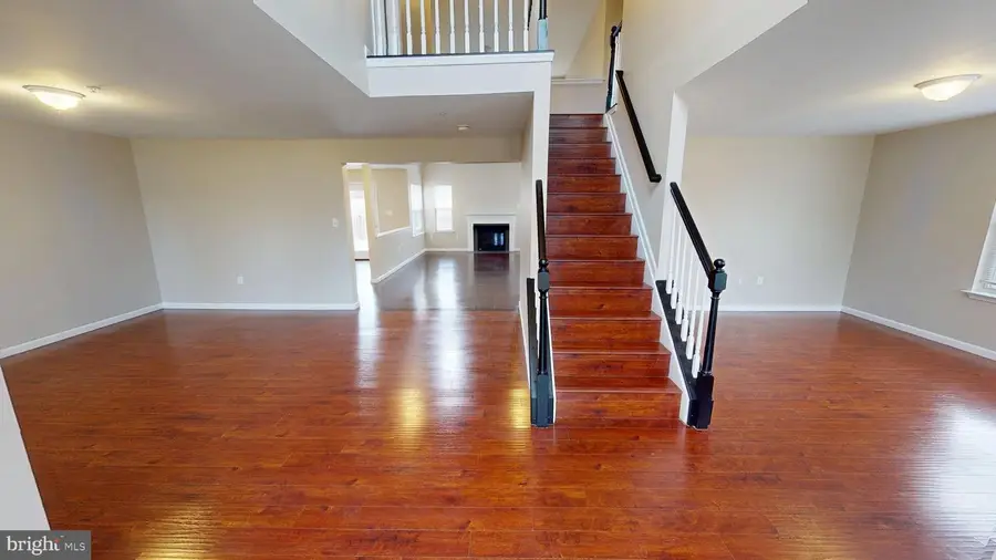 725 Gleneagles Dr, Fort Washington, MD 20744 - Image #3