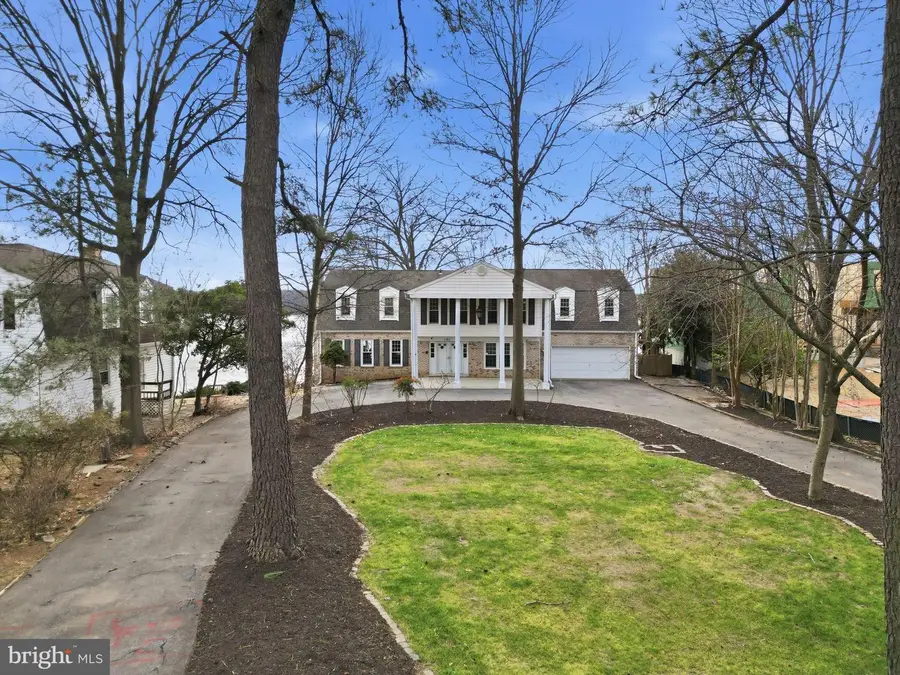 9911 Indian Queen Point Rd, Fort Washington, MD 20744 - Image #2