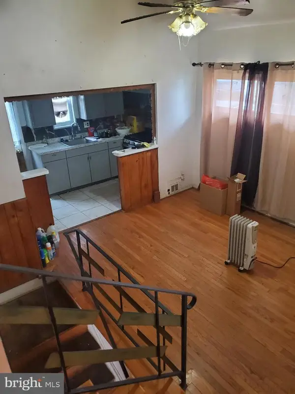 6233 Addison Rd, CAPITOL HEIGHTS, MD 20743