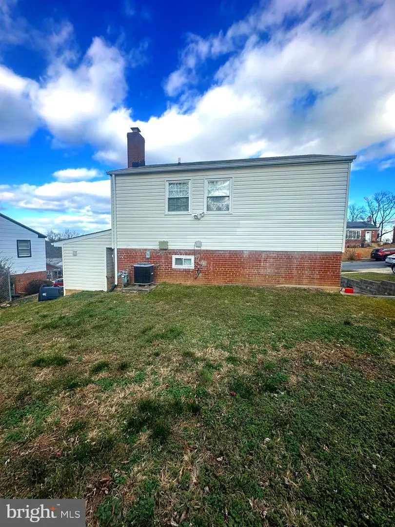 6621 Stockton Ln, Hyattsville, MD 20784 - #3