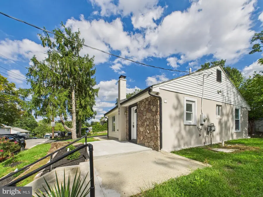 944 Balboa Ave, Capitol Heights, MD 20743 - #3