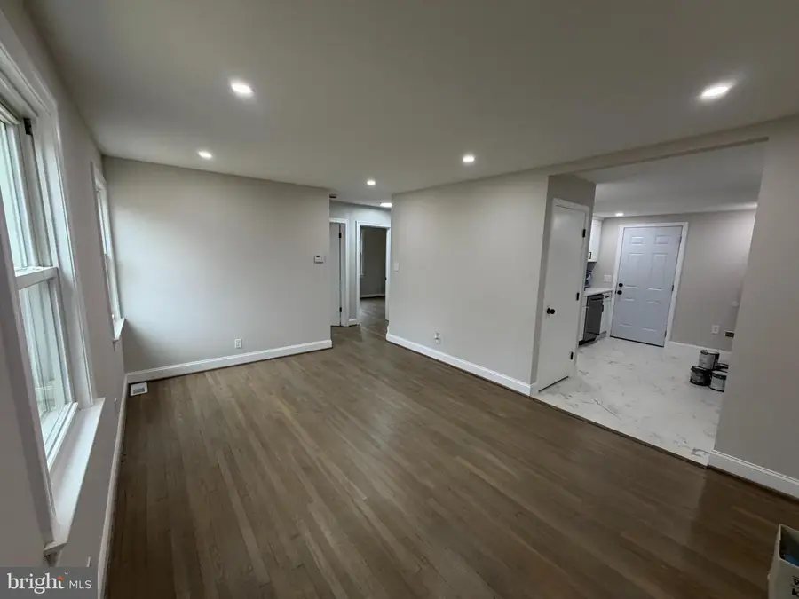 4211 72nd Ave, Hyattsville, MD 20784 - Image #3