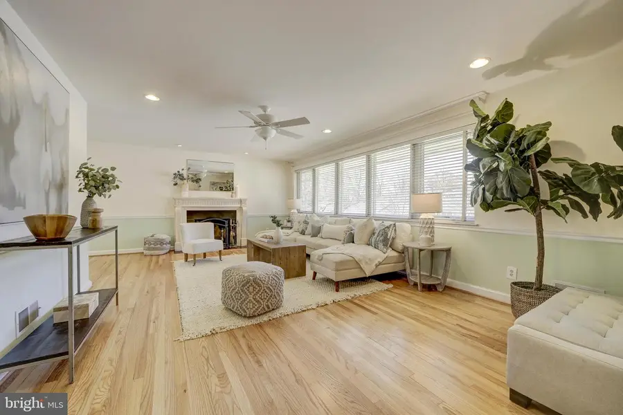 6709 41st Ave, Hyattsville, MD 20782 - #2