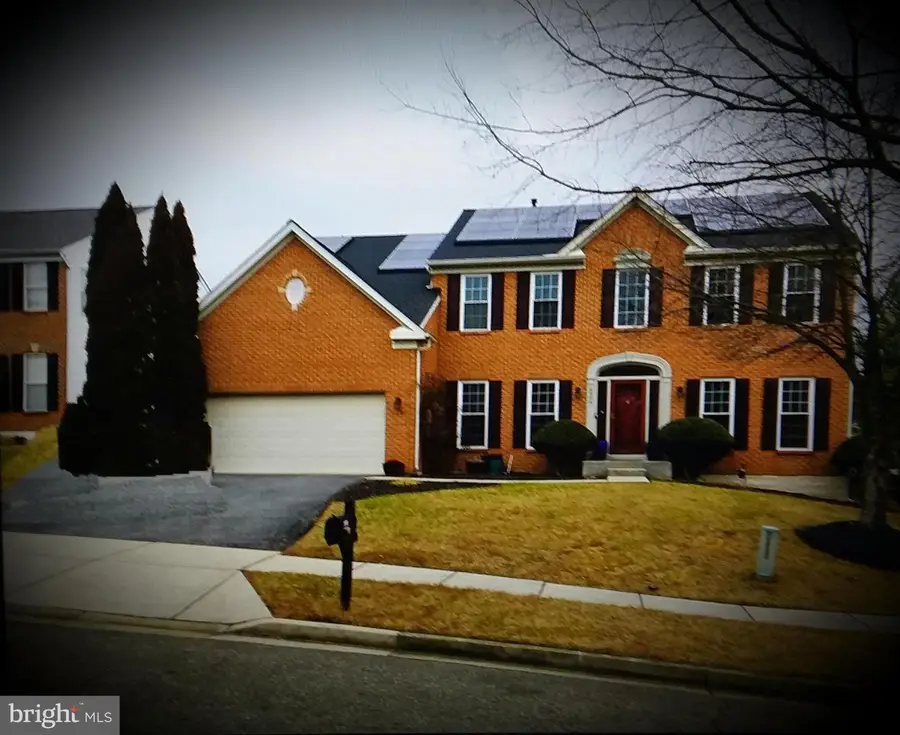 6908 Bitternut Ct, Fort Washington, MD 20744 - #2