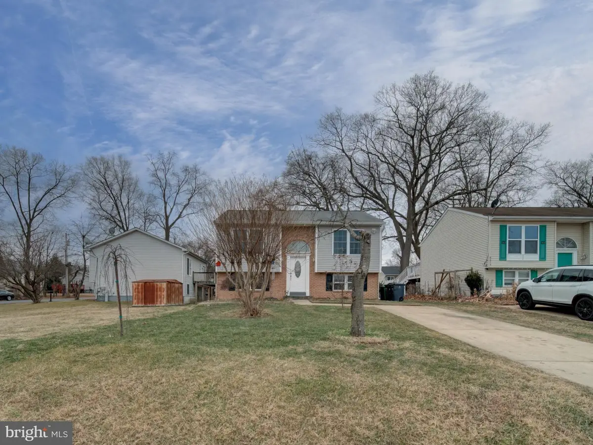 8617 Chestnut Ridge Dr, Laurel, MD 20707 - Image #1