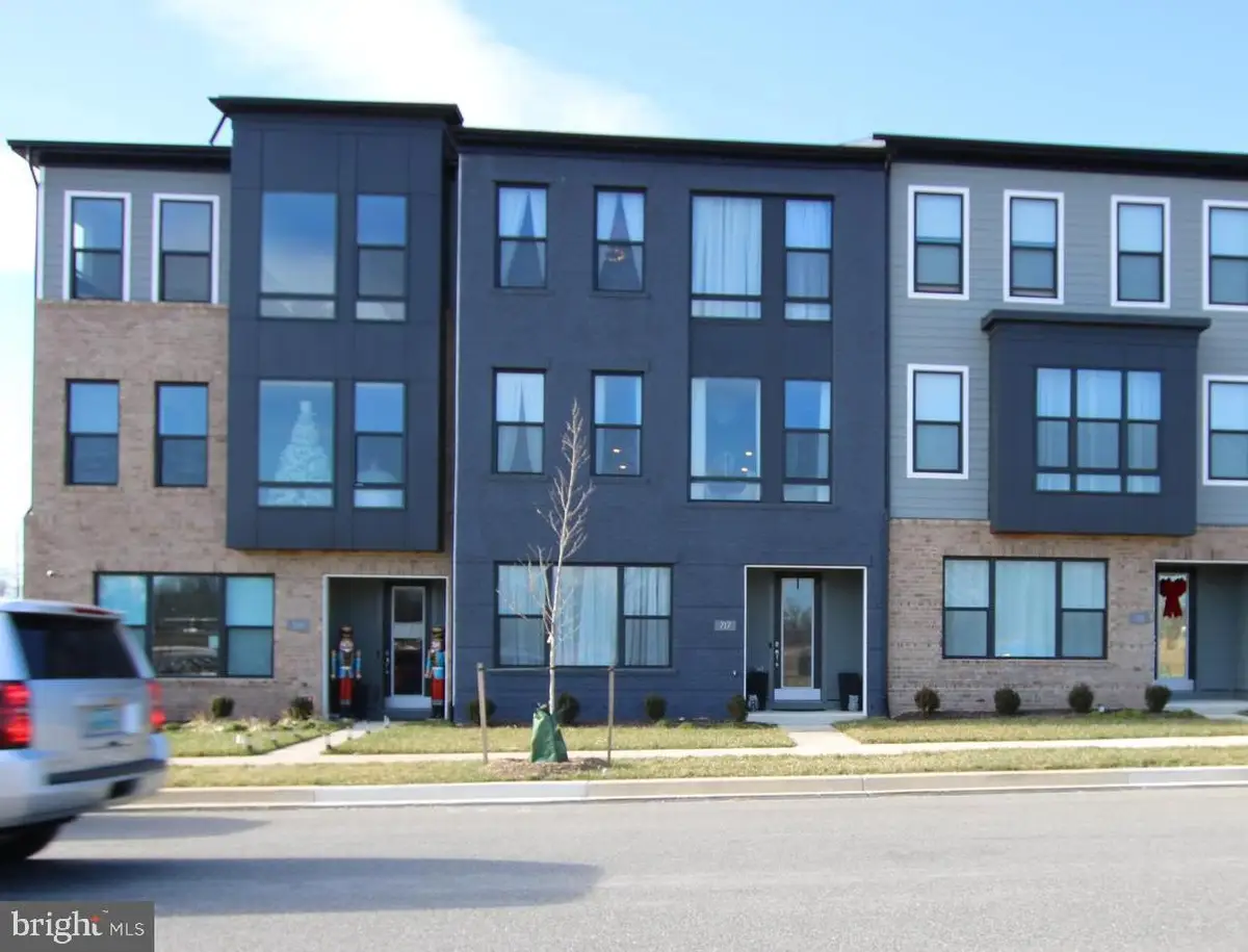 717 Fairmont Dr, Bowie, MD 20716 - Image #1