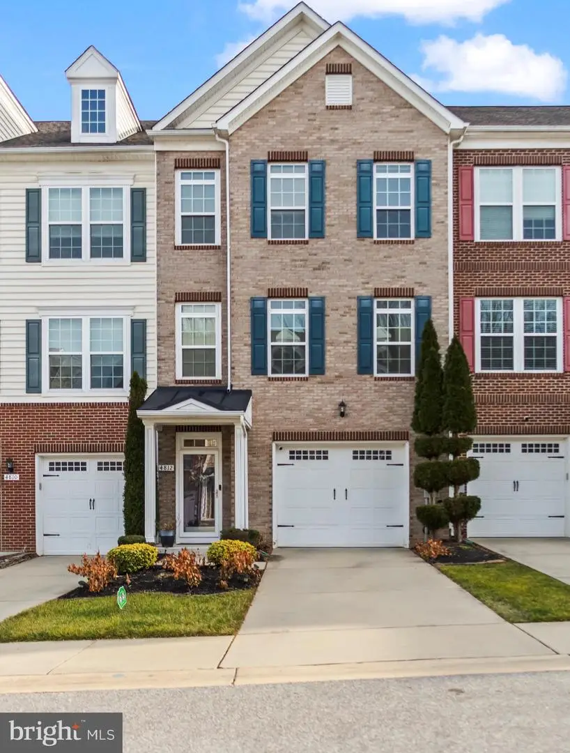 4812 Forest Pines Dr, Upper Marlboro, MD 20772 - Image #1