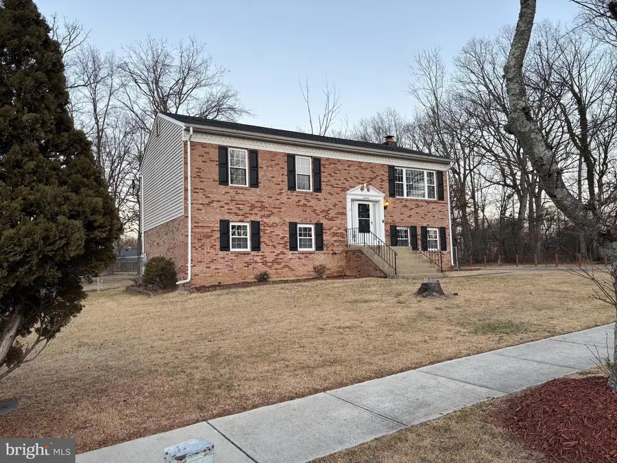 8206 Comet Dr, Fort Washington, MD 20744 - Image #3