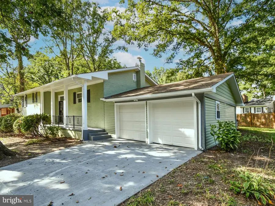 6918 Pine Valley Dr, Glenn Dale, MD 20769 - Image #3