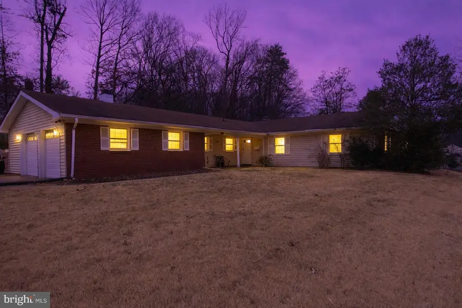 12600 Cedarbrook Ln, Laurel, MD 20708 - Image #2