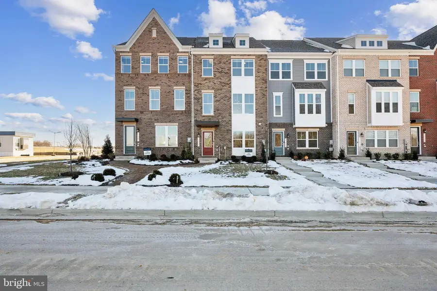 3523 Dean Dr, Hyattsville, MD 20782 - #3