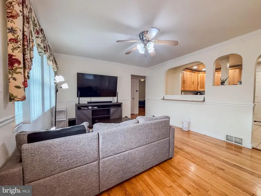 3602 Allison St, Brentwood, MD 20722 - Image #2