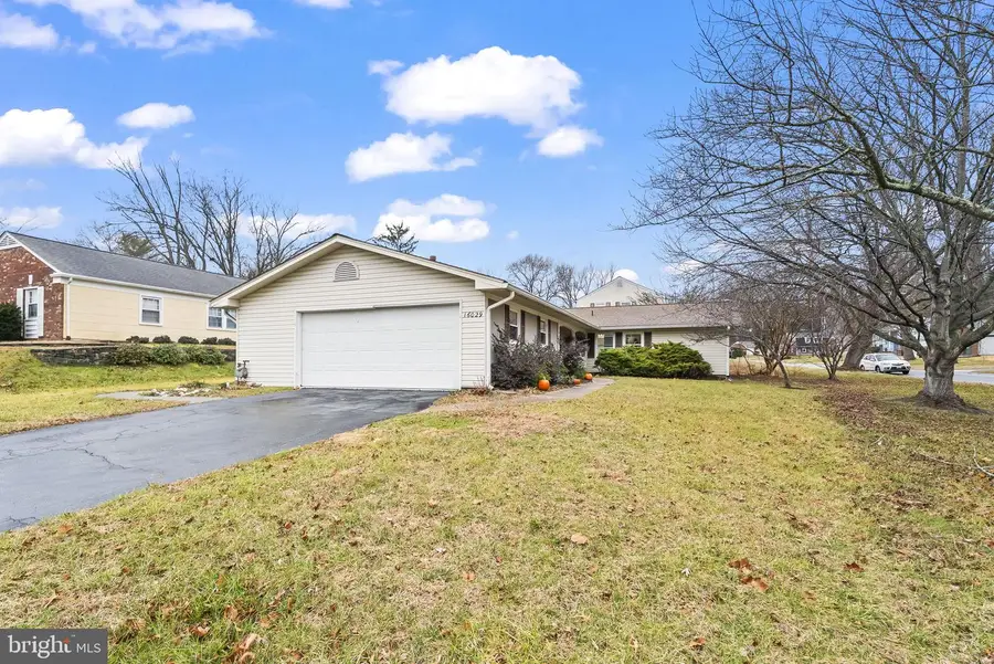 16029 Philmont Ln, Bowie, MD 20716 - Image #3
