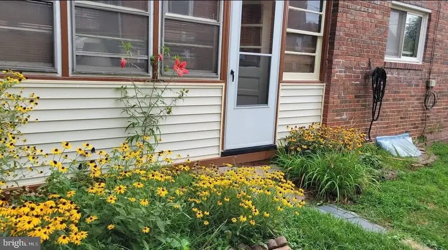 705 Somerset Pl, Hyattsville, MD 20783 - #3