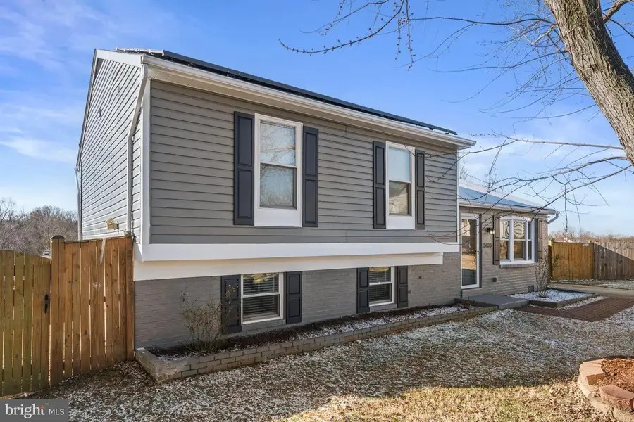 5408 Norlinda Cir, Oxon Hill, MD 20745 - Image #2