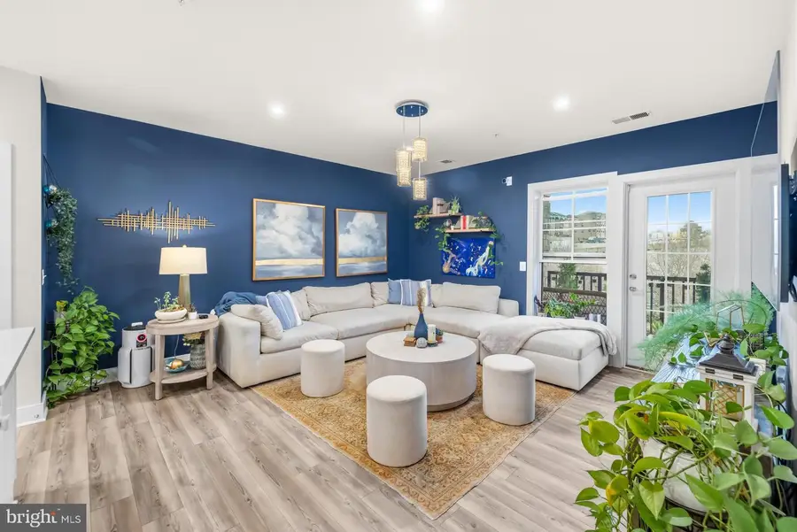 102 Saint Ives Pl, Oxon Hill, MD 20745 - Image #3