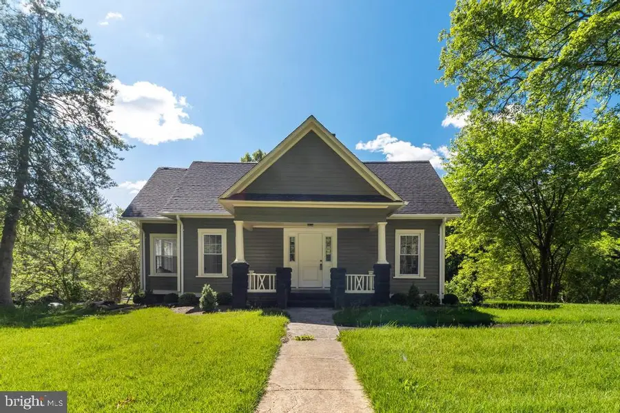 9316 Croom Rd, Upper Marlboro, MD 20772 - Image #2