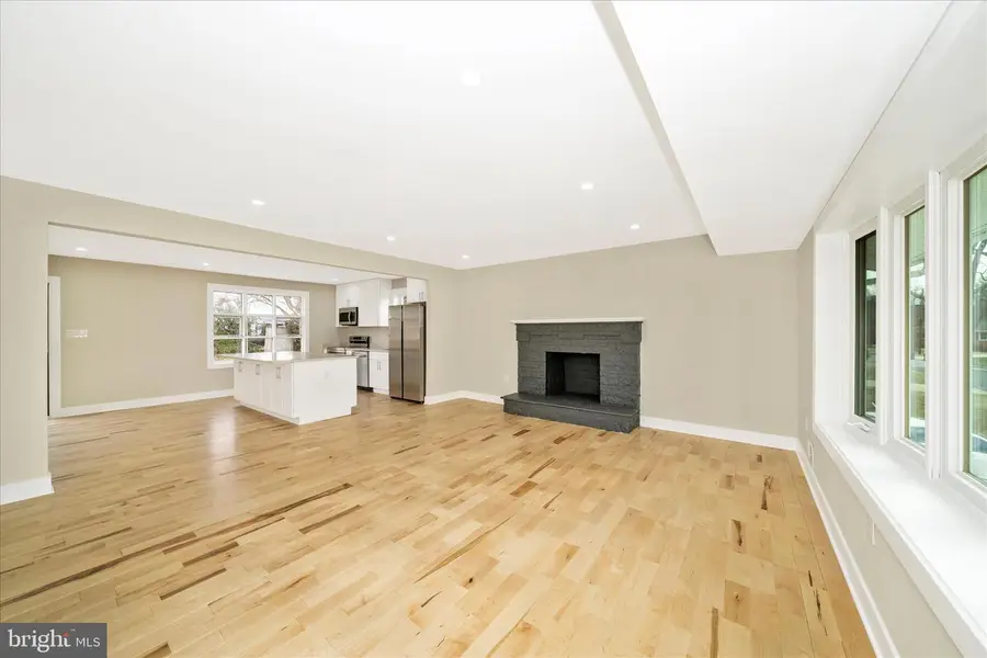 4612 Westridge Pl, Temple Hills, MD 20748 - Image #2