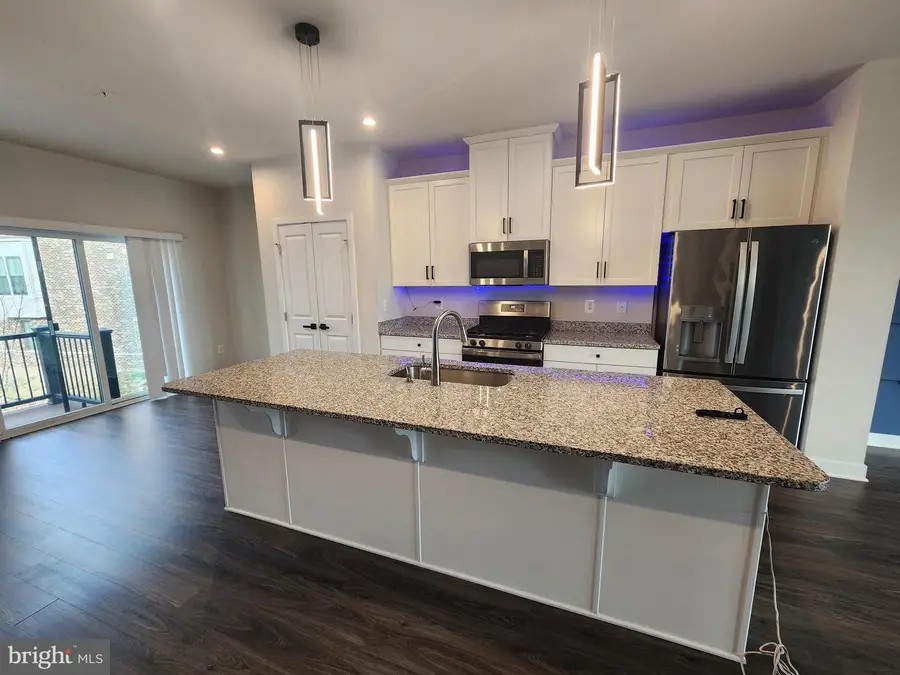 2823 Toles Park Dr, Suitland, MD 20746 - Image #3