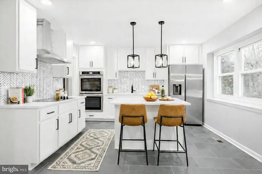 4204 Farmer Pl, Fort Washington, MD 20744 - Image #2