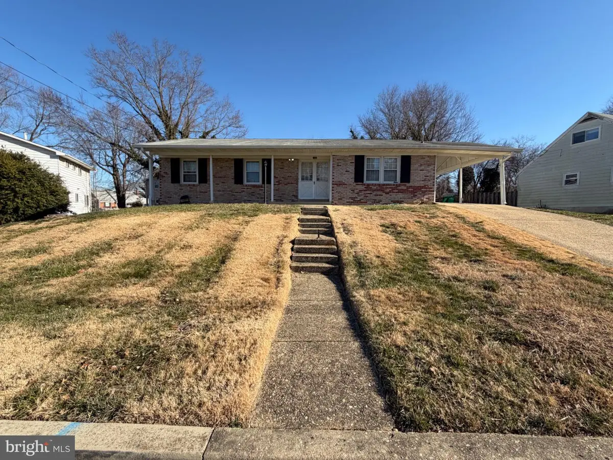 7502 Grange Hall Dr, Fort Washington, MD 20744 - Image #1