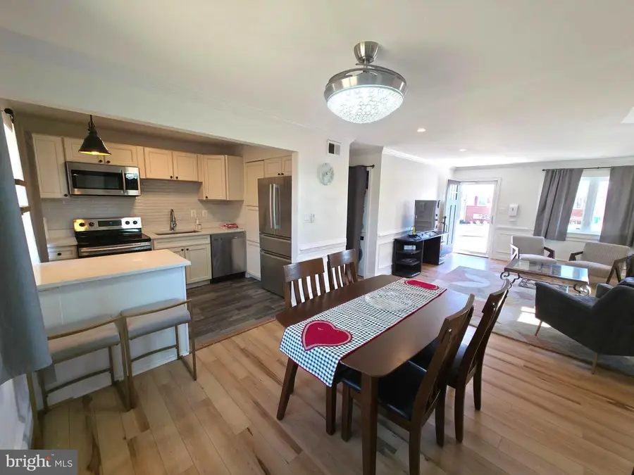 7225 Dominion Dr, Oxon Hill, MD 20745 - #3