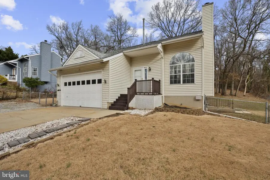 6804 Zook Pl, Riverdale, MD 20737 - Image #2
