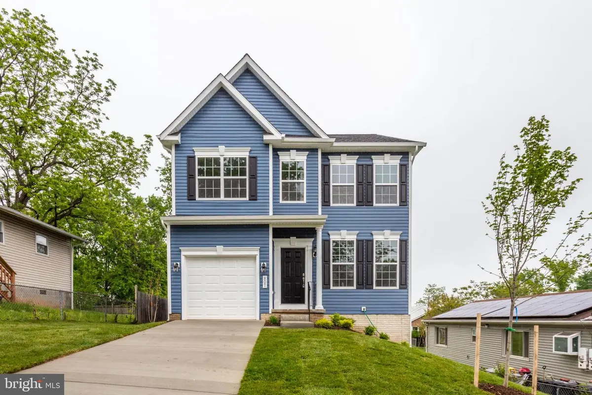 7510 Ingraham St, Hyattsville, MD 20784 - #1