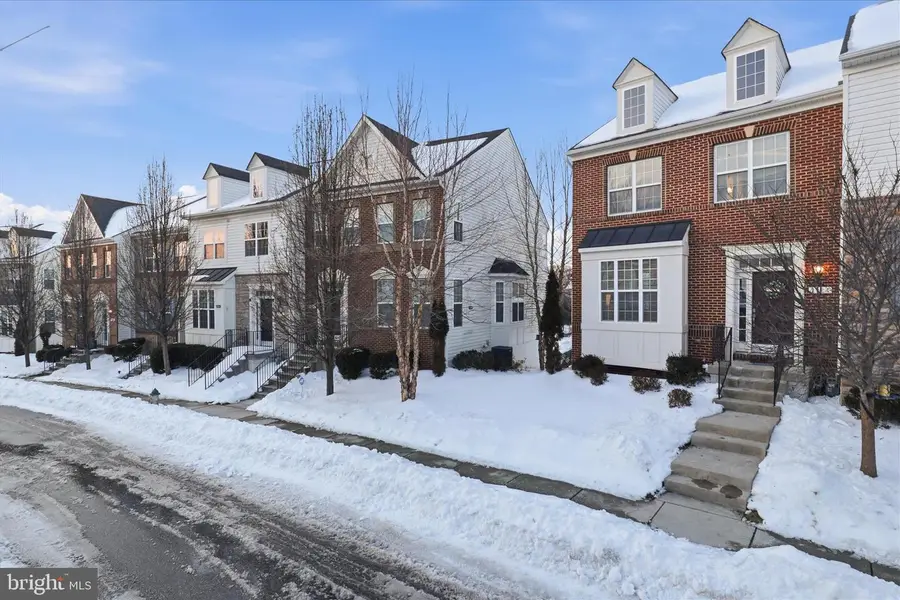 2124 Garden Grove Ln, Bowie, MD 20721 - Image #2