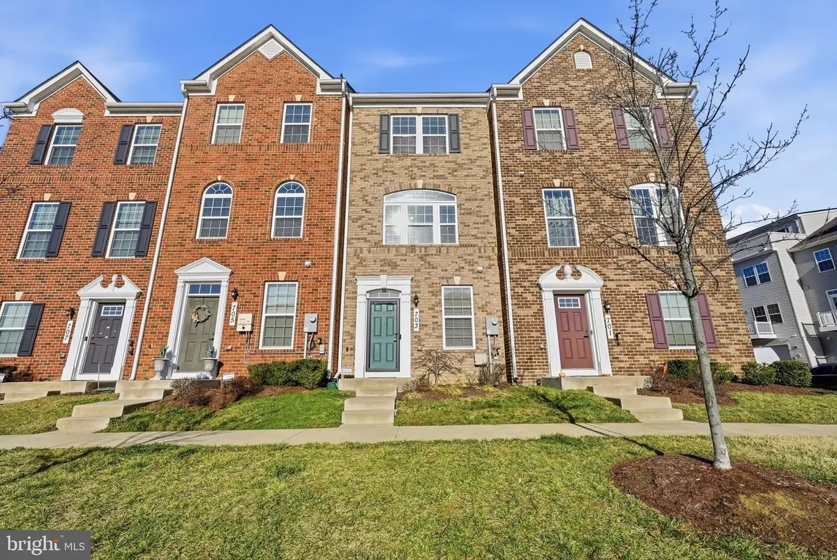 703 Sky Bridge Dr, Upper Marlboro, MD 20774 - Image #1