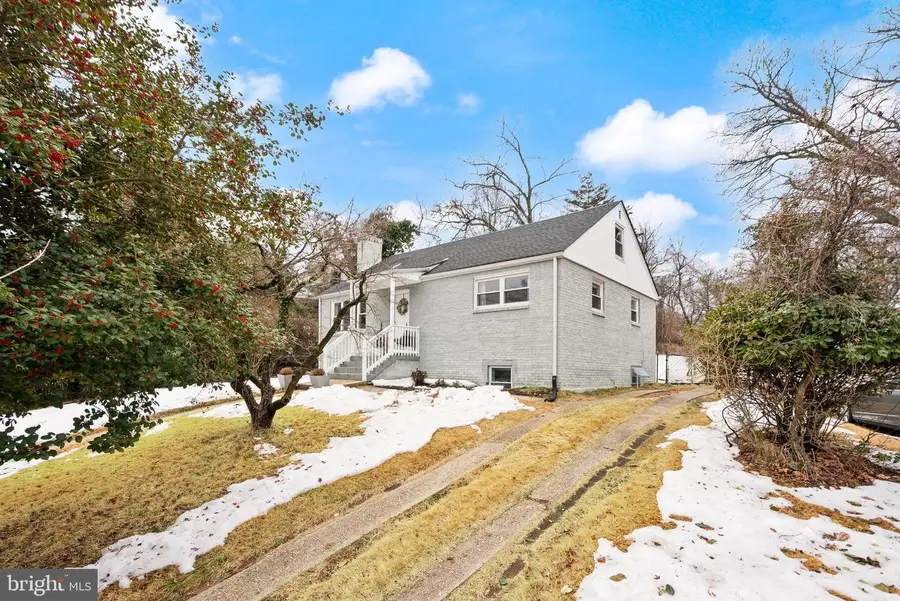 4901 Abbott Dr, Temple Hills, MD 20748 - #2